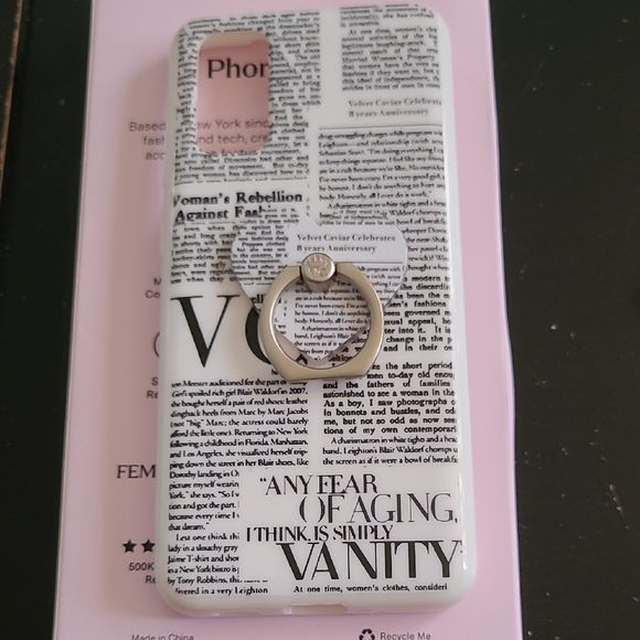 Velvet Caviar Other - Velvet Caviar Black and White Newspaper Print Phone Case with Ring Holder